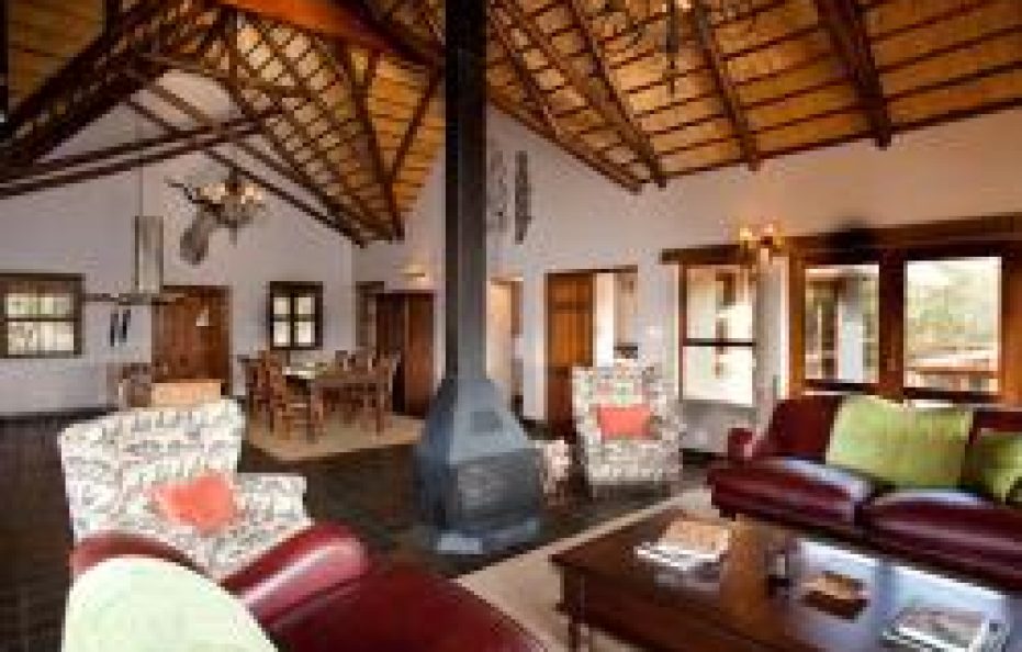 AMAKHOSI SAFARI LODGE