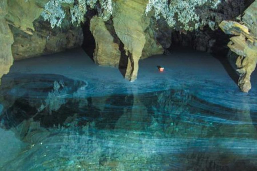 MAROPENG VISITORS CENTRE AND STERKFONTEIN CAVES COMBO