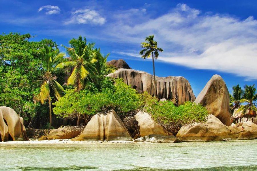 BOAT AND BIKE LA DIGUE TOUR (ex Praslin)