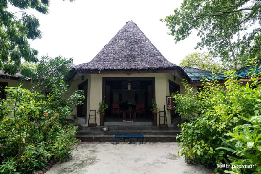 BIYADHOO ISLAND RESORT – MALDIVES