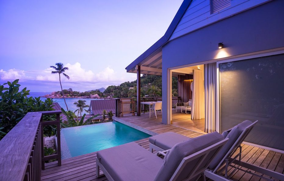 CARANA BEACH HOTEL – SEYCHELLES