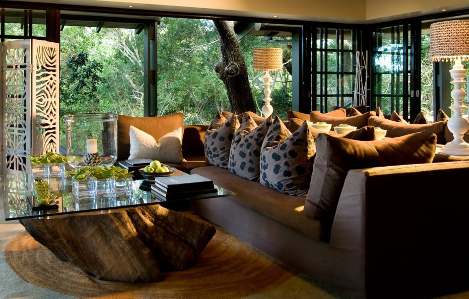 FOREST LODGE