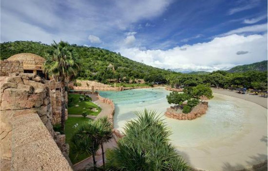 THE PALACE -SUN CITY