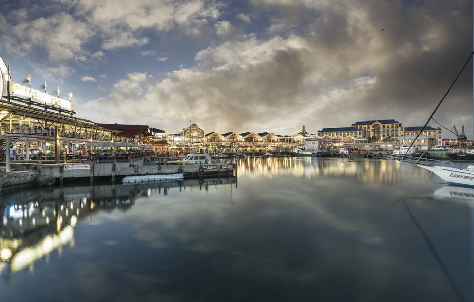 THE TABLE BAY – CAPE TOWN