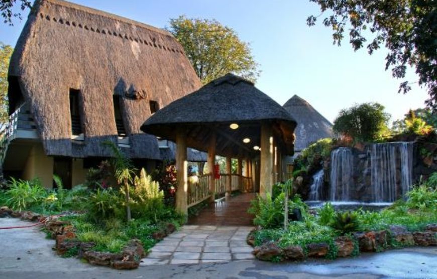 A’ZAMBEZI RIVER LODGE – VICTORIA FALLS
