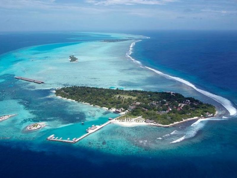 ADAARAN SELECT HUDHURANFUSHI  – MALDIVES