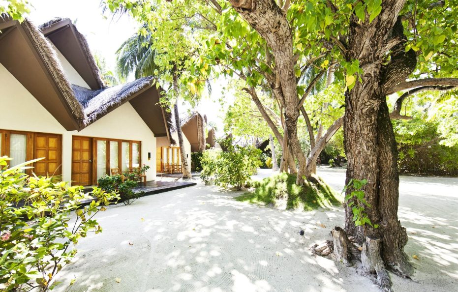 ADAARAN SELECT HUDHURANFUSHI MALDIVES