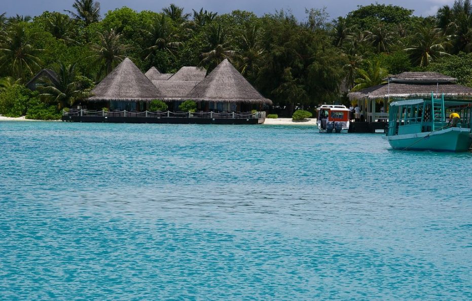 ADAARAN SELECT HUDHURANFUSHI MALDIVES