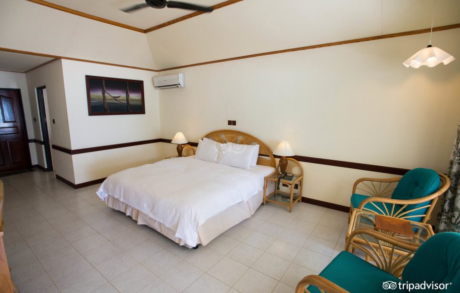 PARADISE ISLAND RESORT – MALDIVES