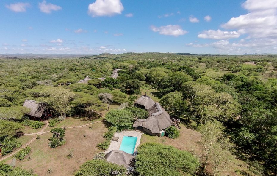 RHINO RIVER LODGE