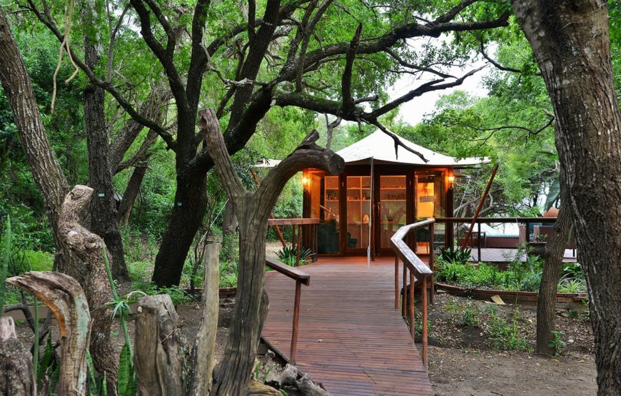 4NIGHTS KZN ROMANTIC ESCAPE PACKAGE – RHINO RIVER LOGDE + NIBELA LODGE