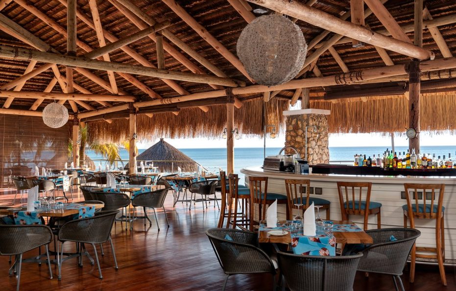 BEACH VILLA