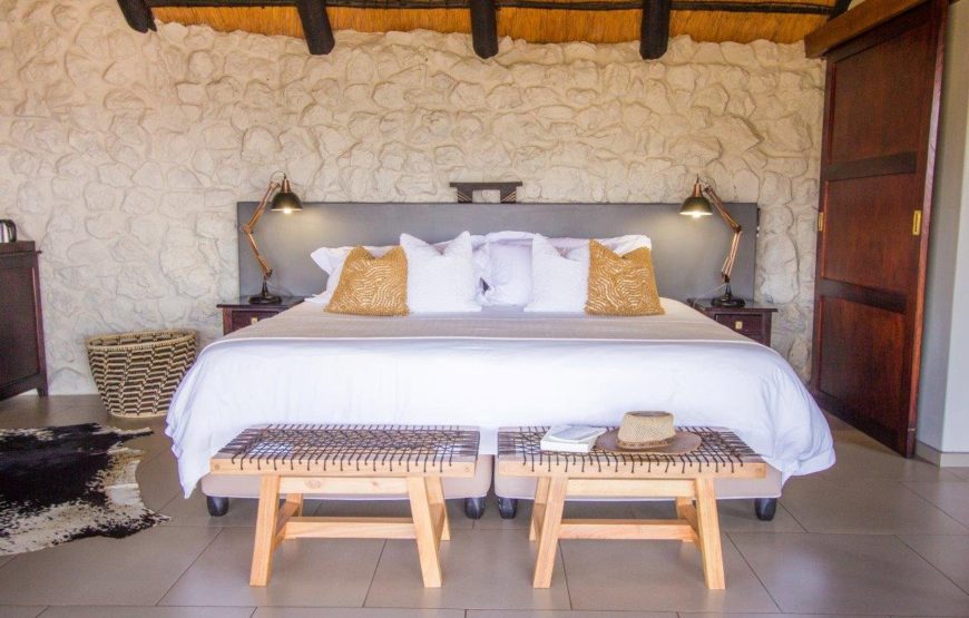 LEOPARD MOUNTAIN LODGE