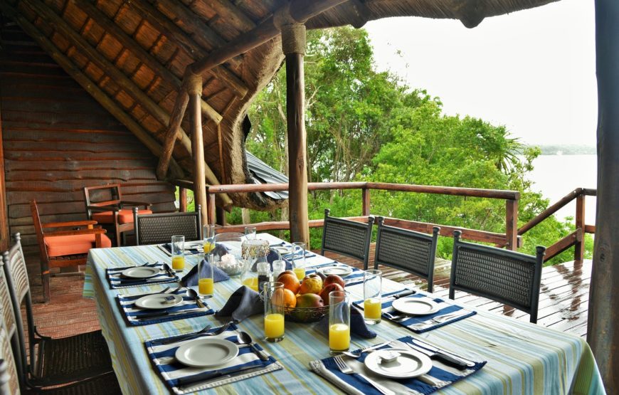 4NIGHTS KZN ROMANTIC ESCAPE PACKAGE – RHINO RIVER LOGDE + NIBELA LODGE