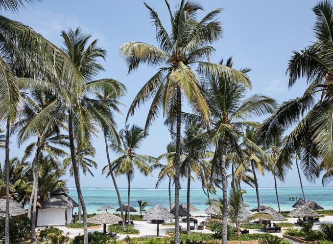 BREEZES BEACH CLUB AND SPA – ZANZIBAR