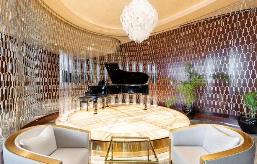 Paramount hotel Dubai