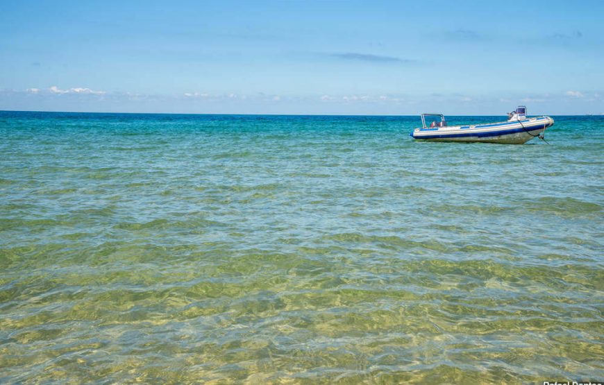 BOAT TRIP FOR 3 ISLANDS. 1 UNFORGETTABLE EXPERIENCE.